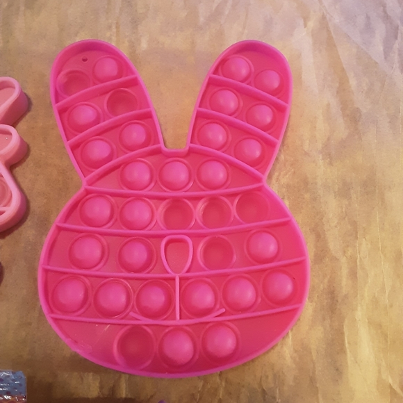 Lot of Pop It Fidget Poppers Pink, Purple, Multi NWT - Picture 3 of 6